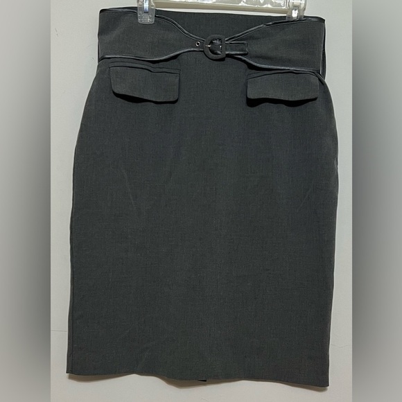 Worthington Pencil Skirt. Gray. Size 10. C1 - Picture 1 of 9